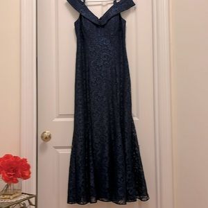 Midnight blue tulip formal dress. Size 12.